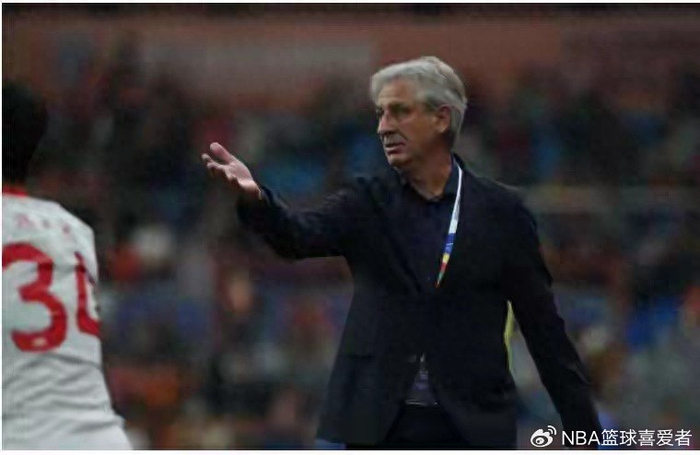 河南队客场掀翻卫冕冠军 拉莫斯首秀成中超洋帅