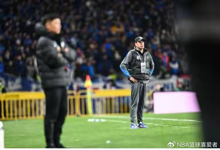 河南队客场掀翻卫冕冠军 拉莫斯首秀成中超洋帅